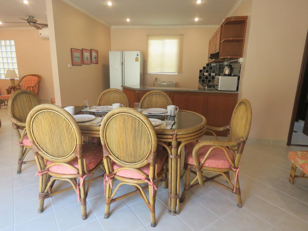 Butterfly Garden Boutique Residences Apts And Villas, A Lifestyle Destination Ex Lg 1-3 Bedroom Units , Full Kitchen, 2 Full Bathrooms, Rain Shower, Spa Bath, Free Bbq, Free Fast Fiber Optic Wifi, Staff 24-7 Pattaya Exteriör bild