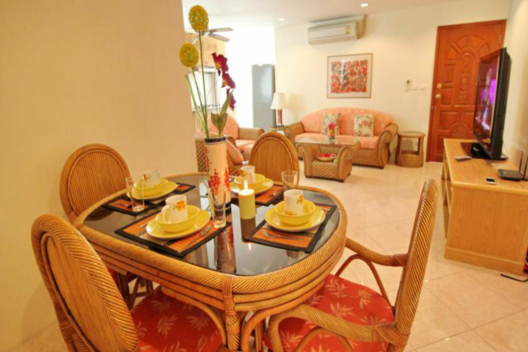 Butterfly Garden Boutique Residences Apts And Villas, A Lifestyle Destination Ex Lg 1-3 Bedroom Units , Full Kitchen, 2 Full Bathrooms, Rain Shower, Spa Bath, Free Bbq, Free Fast Fiber Optic Wifi, Staff 24-7 Pattaya Exteriör bild
