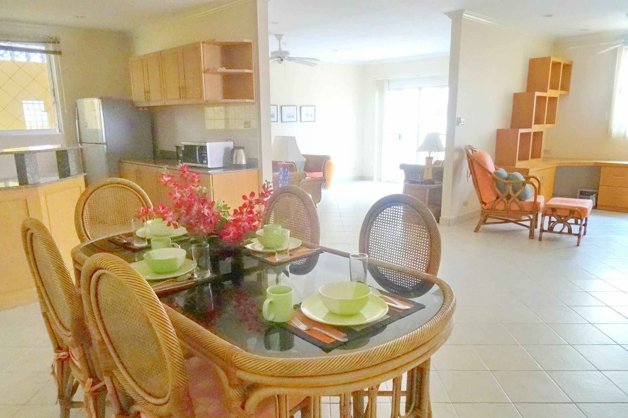 Butterfly Garden Boutique Residences Apts And Villas, A Lifestyle Destination Ex Lg 1-3 Bedroom Units , Full Kitchen, 2 Full Bathrooms, Rain Shower, Spa Bath, Free Bbq, Free Fast Fiber Optic Wifi, Staff 24-7 Pattaya Exteriör bild