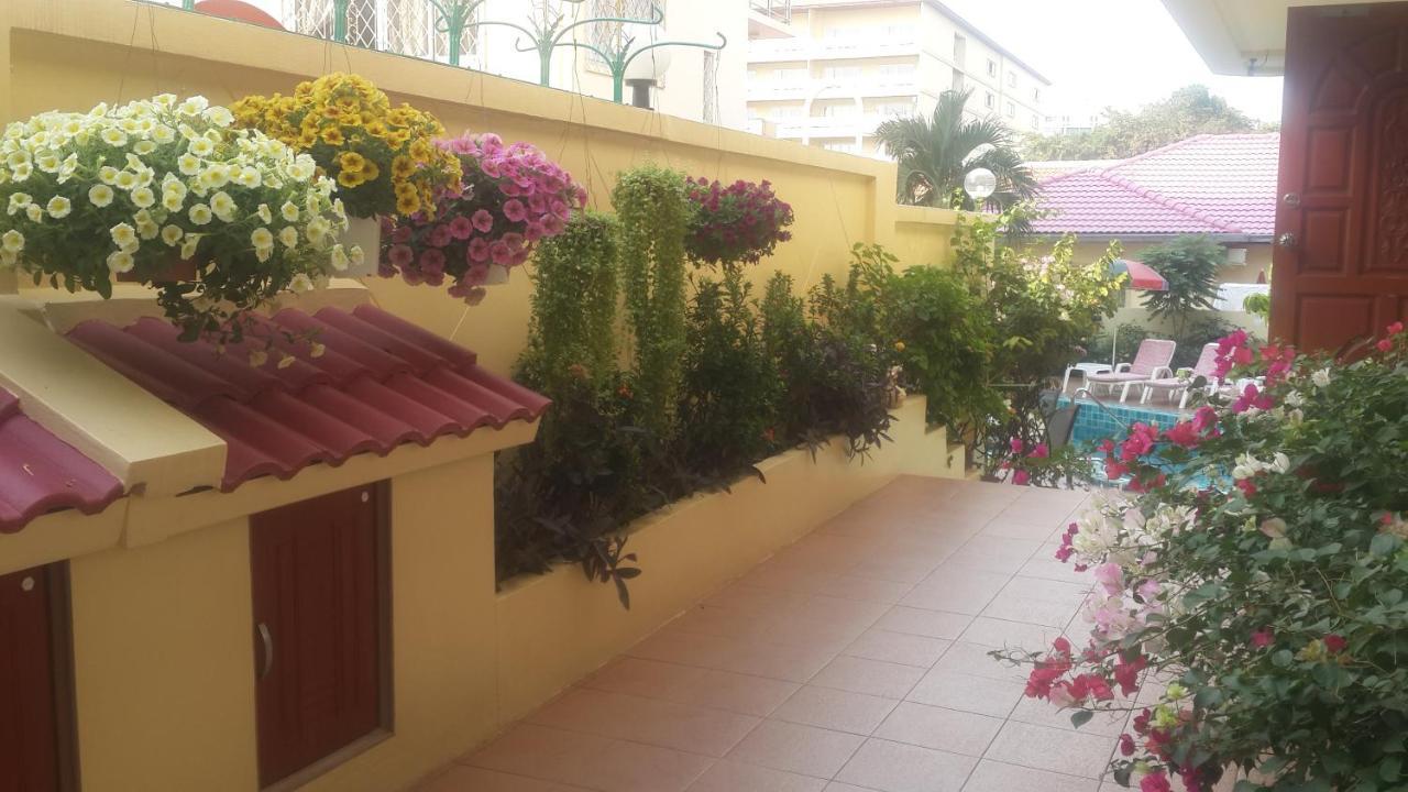 Butterfly Garden Boutique Residences Apts And Villas, A Lifestyle Destination Ex Lg 1-3 Bedroom Units , Full Kitchen, 2 Full Bathrooms, Rain Shower, Spa Bath, Free Bbq, Free Fast Fiber Optic Wifi, Staff 24-7 Pattaya Exteriör bild